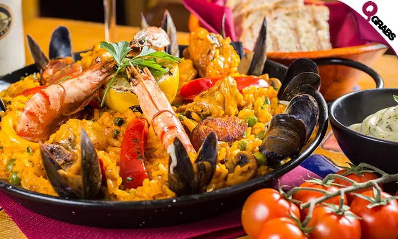 Pizza, Paella & More Spanish Food at The Pearl-Qatar!